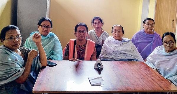 Womenfolk come out strongly against CCpur gangrape on day of Tribal Solidarity March