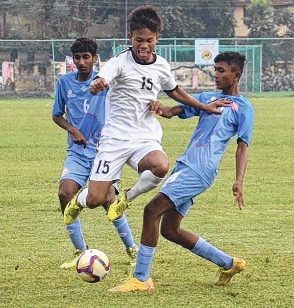 Junior Boys for NFC : Thuinganing Awungshi stars as Manipur rout Gujarat 6-0