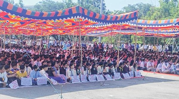Students join hands to up NRC demand