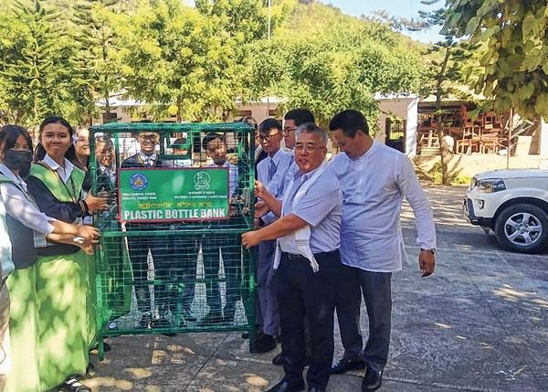 Mega Manipur School initiates project 'Waste to wealth'