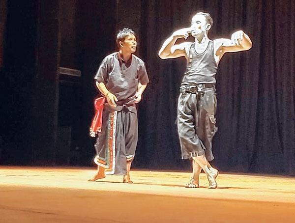 'Crash but Alive' to be presented at National Mime Festival
