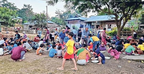 Myanmar fighting pushes more refugees into Kamjong