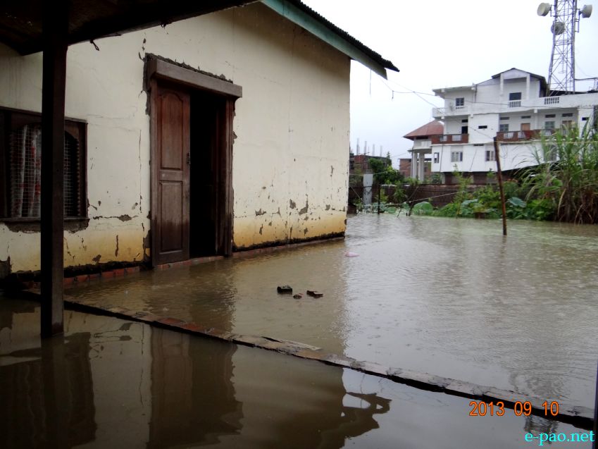 Flooding at many roads/streets of Imphal/greater Imphal areas: Photos from Lalambung Takhellambam Leikai :: 10 September 2013