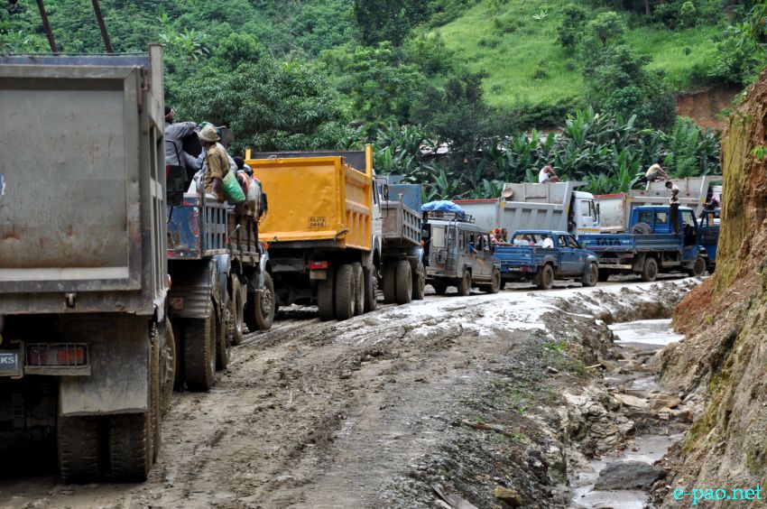 Pathetic / Deplorable section of NH-37 connecting Imphal and Jiribam  :: July 21, 2013
