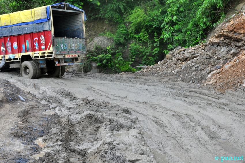 Pathetic / Deplorable section of NH-37 connecting Imphal and Jiribam  :: July 21, 2013