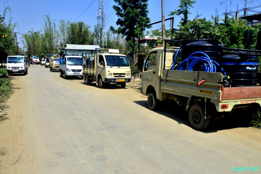 Water scarcity in Imphal City : Private water suppliers lining up and Rivers in Imphal drying up :: 22 April  2014