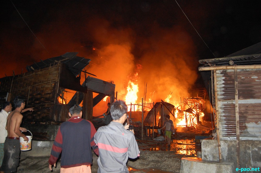 Fire that broke out at Noney (Longmai) Bazar, Tamenglong district along NH-37 on 9th April 2013 (01