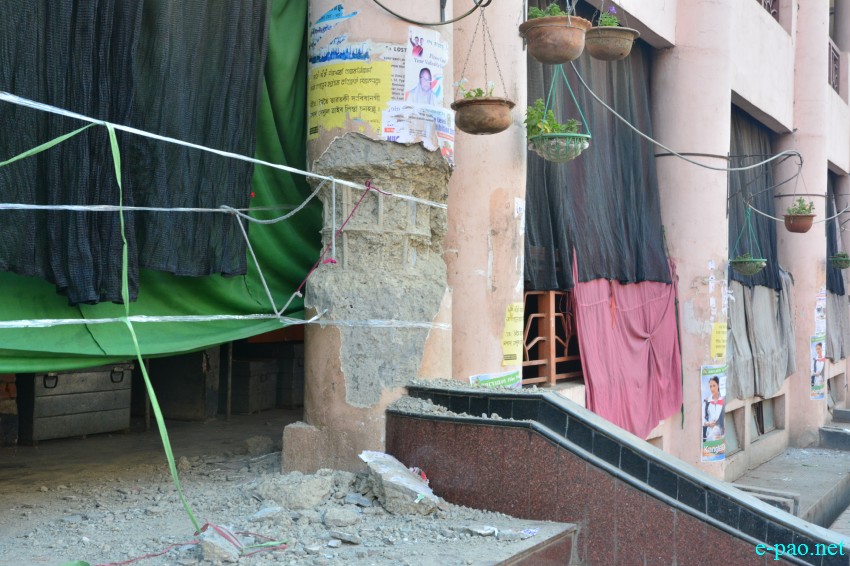 Manipur Earthquake January 4 2016  : Aftermath seen at Ema Keithel