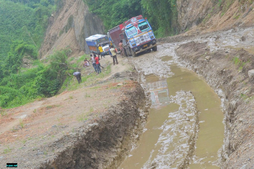 Condition of Imphal-Jiribam Highway (NH-37) :: 31st July  2016
