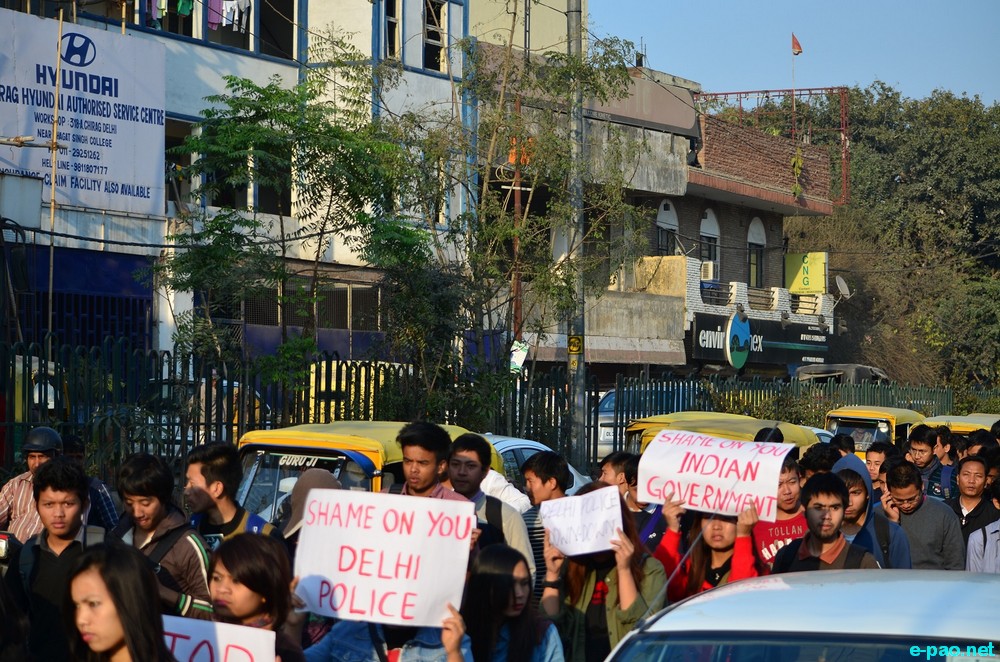 Protest at Saket Area, Delhi for stabbed 22 Years Old Manipuri boy :: February 11 2014