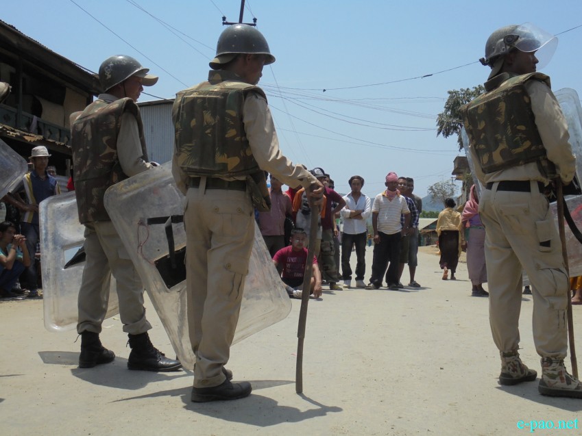 Tensions at Pallel after a devotee was killed  near Aimol Satu :: May 6 2015