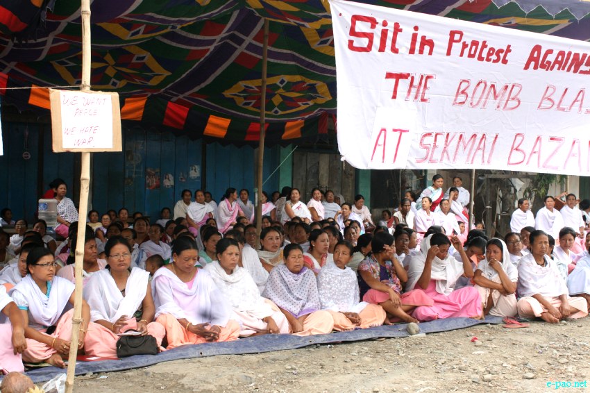 Sit-in-protest against Bomb Blast at Sekmai Bazaar  :: April 22 2013
