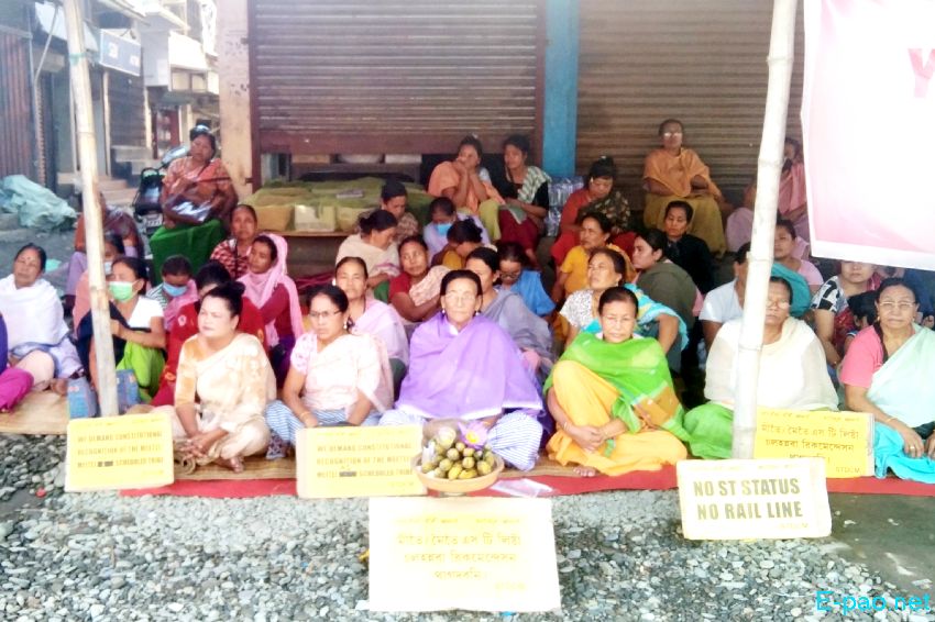Sit-in protest for inclusion of Meitei in ST list at Kongba Keithel :: 03rd September 2022