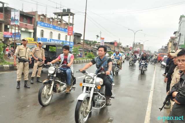 Show room of Royal Enfield bike inaugurated at Sanamahi Motors, Singjamei Chongtham Leikai :: 11 June 2014