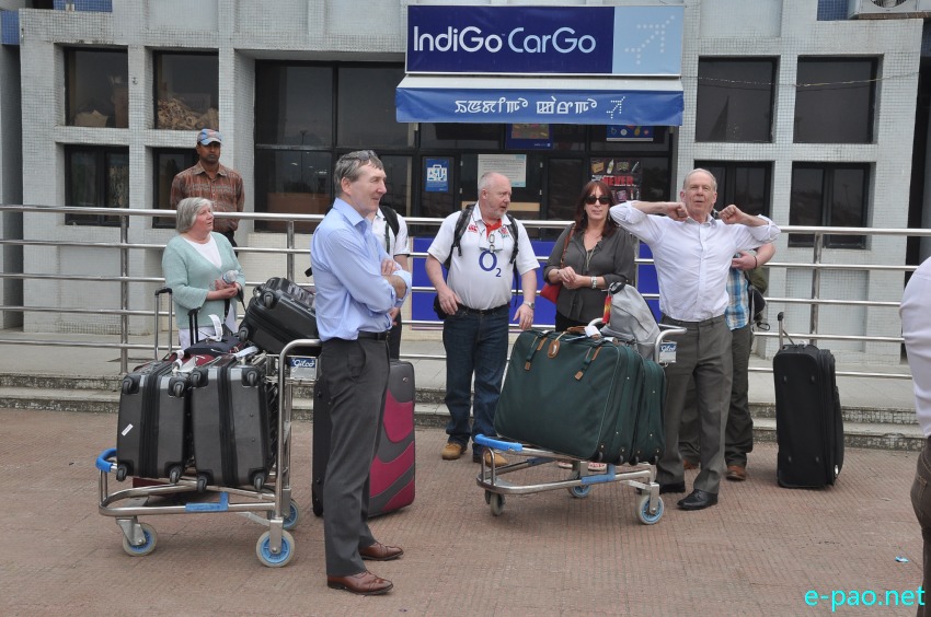 Reception of WWII war veteran and family  at Imphal international Airport :: 04 April 2014
