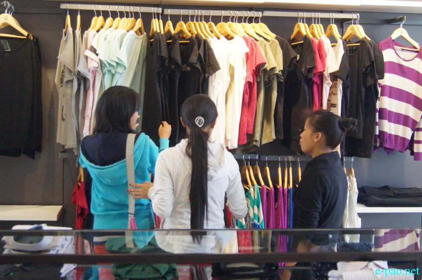 Mamcy Shopping Mall located at Thangmeiband Lourungpurel Leikai, Imphal  :: 12 September 2015