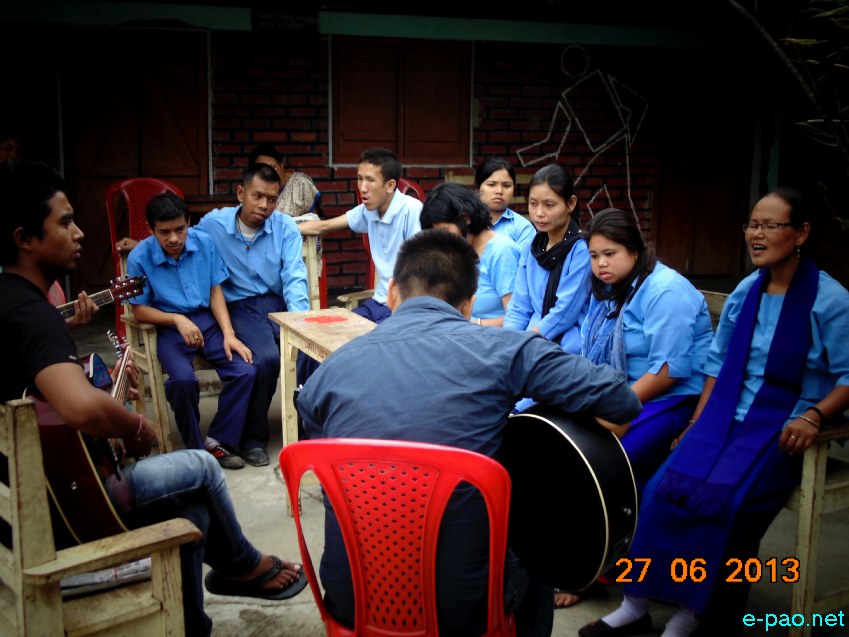 Volunteers of 'A house and A Guitar' organised Awareness Programme at Mongsangei :: 27 June 2013