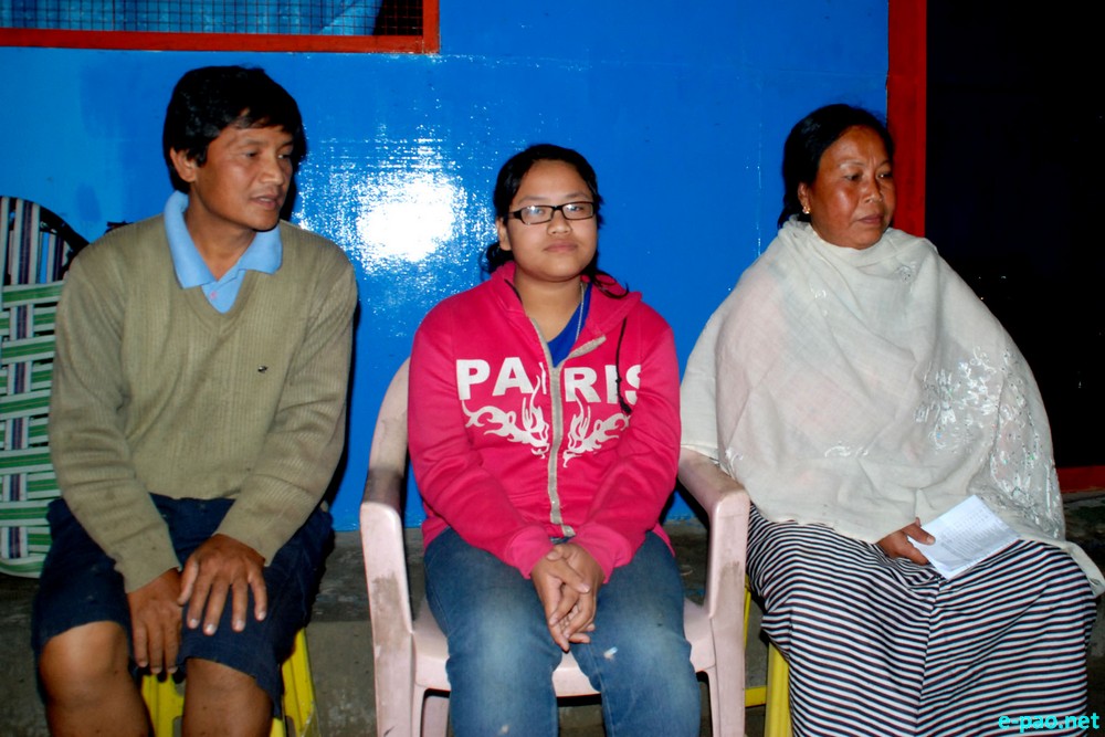 Sarangthem Sharliza Annoly with Family member  : Toppers of HSLC 2014 Exam  :: 15 May 2014