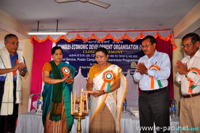 The three days social service of Khwairambandh Ima Keithel, Poster campaign and awareness programme :: 10 to 12 Aug 2013