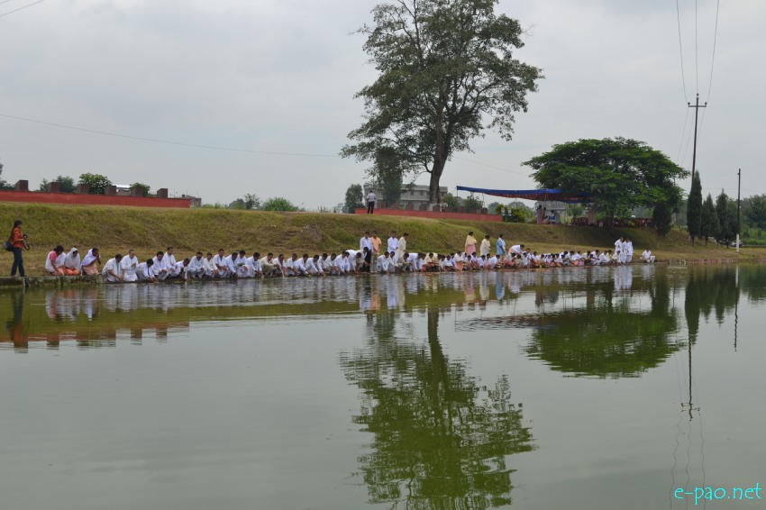 Tarpan Katpa tribute to the martyrs of June 18 at Kekrupat, Imphal :: September 20 2013