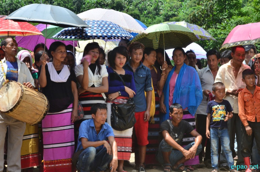 Ethnic cultural dances showcased at Leimatak bailey bridge inauguration :: 08 Aug 2014