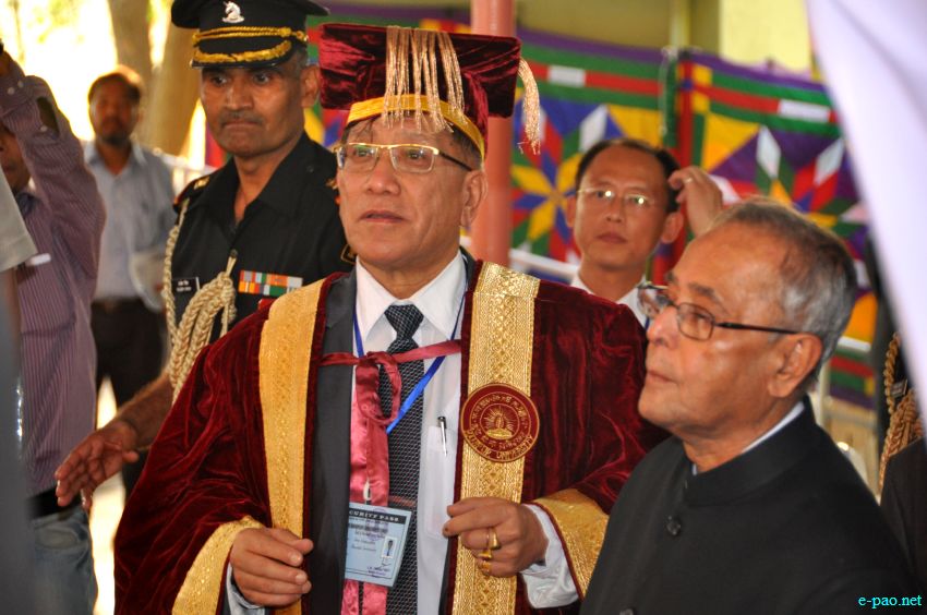 President, Pranab Mukherjee, arrived  at Imphal to attend 14th Convocation of Manipur University :: 29 April 2014