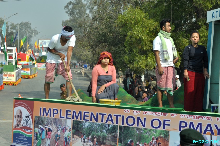 Tableaux presentation : 69th Indian Republic Day at Kangla, Imphal :: January 26 2018