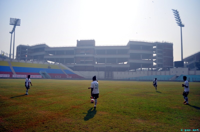 HMAR FC Vs United Rhino FC at 7th RN Tamchon Football Trophy 2013 played at Ambedkar Stadium, New Delhi :: 21 November, 2013