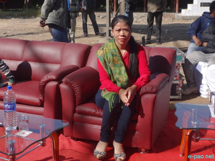  Olympic Bronze medallist, Mary Kom's autobiography 'Unbreakable' launched at Imphal college :: 18 Dec 2013 