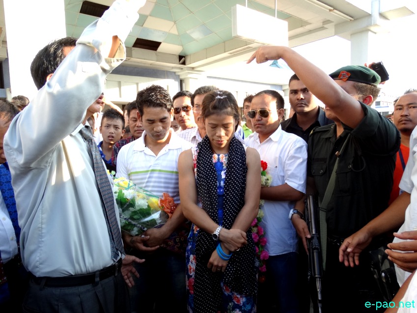 Mary Kom, Gold Medallist at Asian Games 2014 , welcomed at Imphal Airport :: October 6 2014