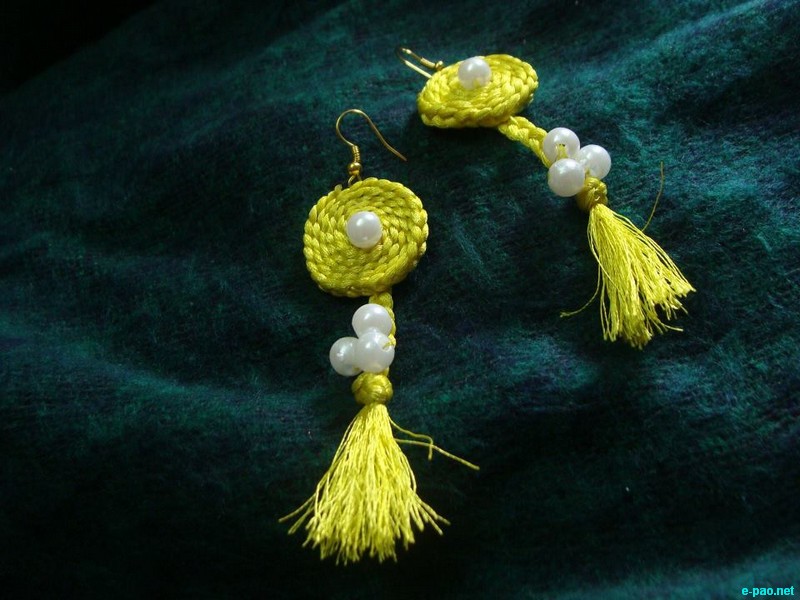 P-thadoi : earrings, necklaces, bangles, rings out of scraps
