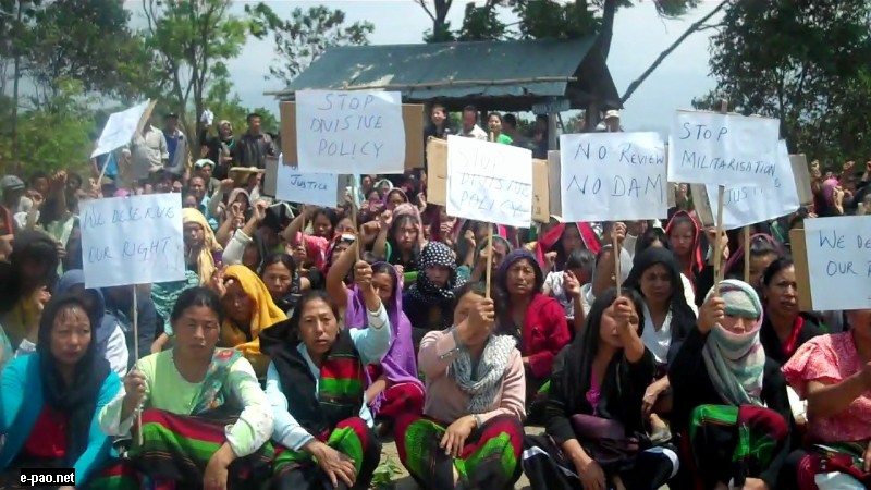 Chadong Villagers protesting illegal verification on 4 april 2013 of Thoubal River Valley Multipurpose Project