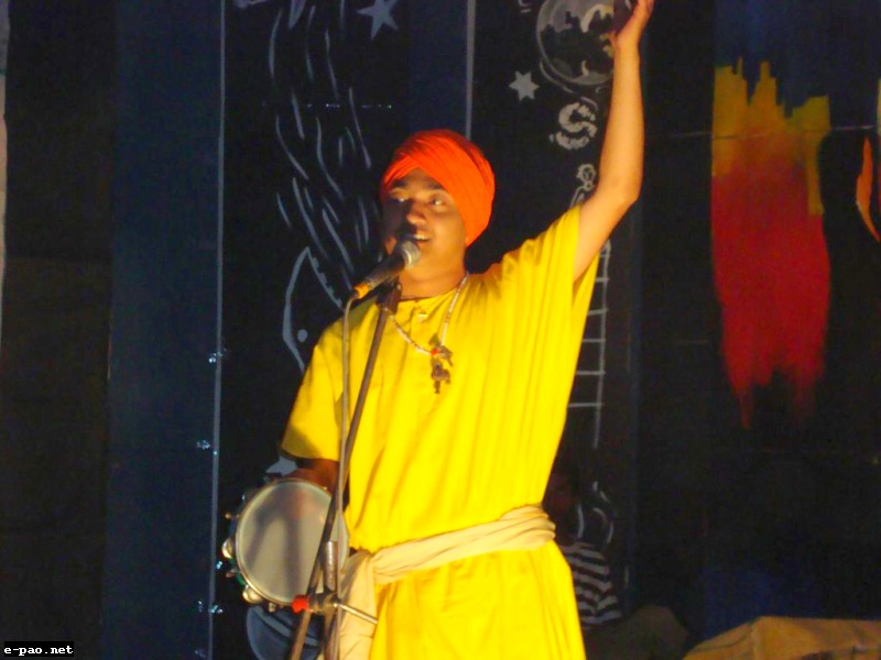 Jackson Khumukcham in Baul performance on stage