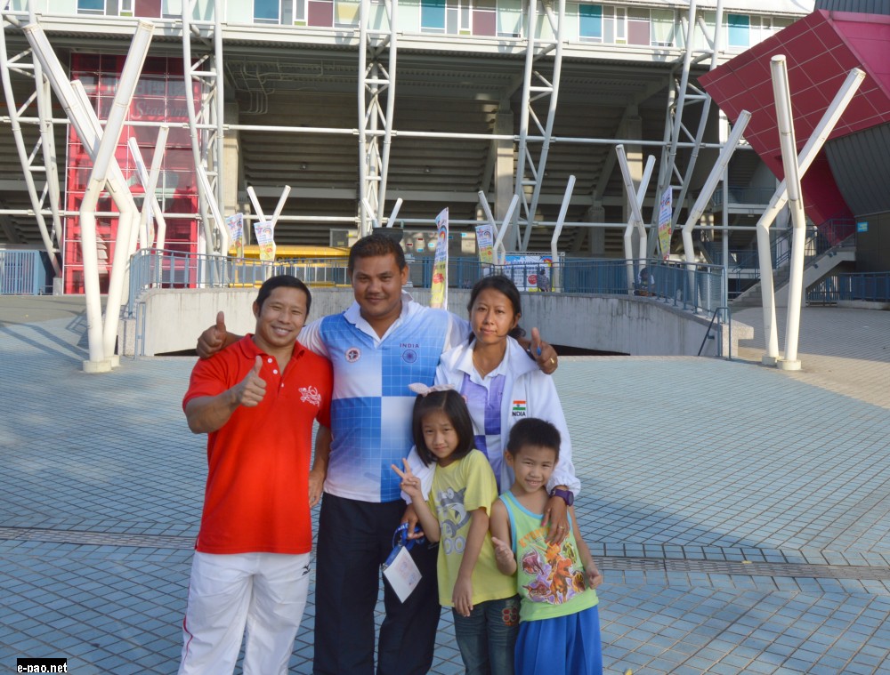 Khuraijam Ratan and Paonam Lily Chanu, with Dr. Ngangbam Shantikumar Meetei (Mr. World) and his family at Taipei