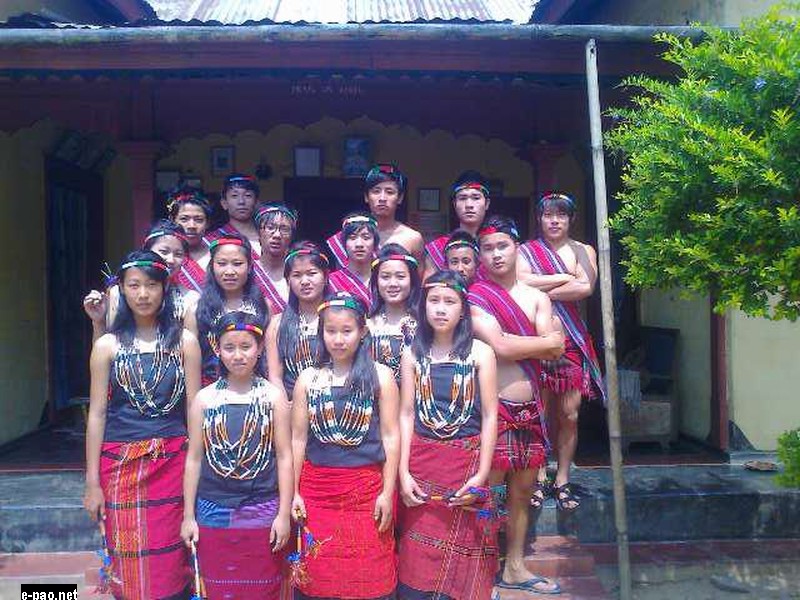 Tangkhul youth in traditional attire from Poirou Tongba Tangkhul Village, Keirao Bitra Imphal East :: November 2013