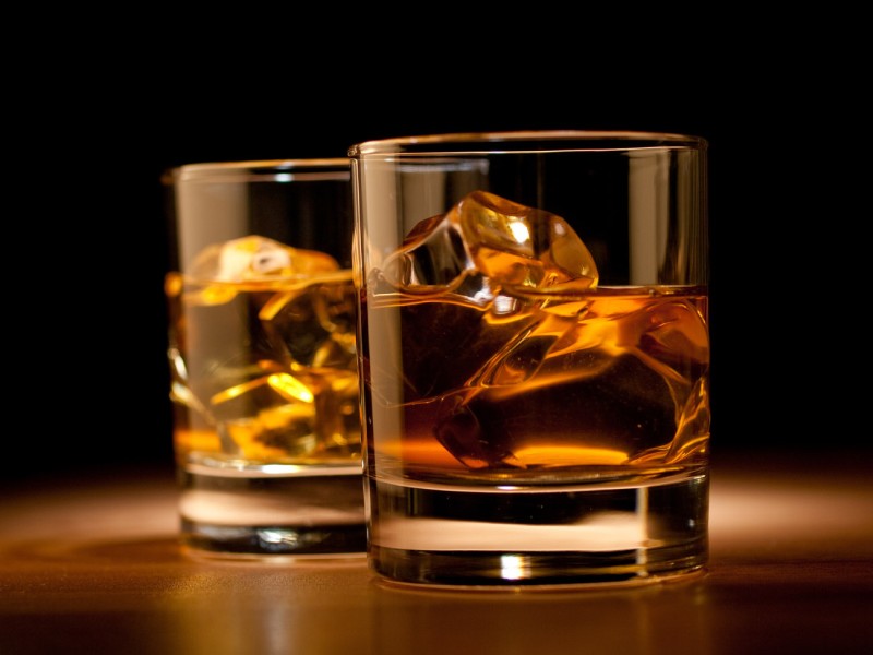 Rum Oigera Whisky Oigera Thaktabadi Mayadre