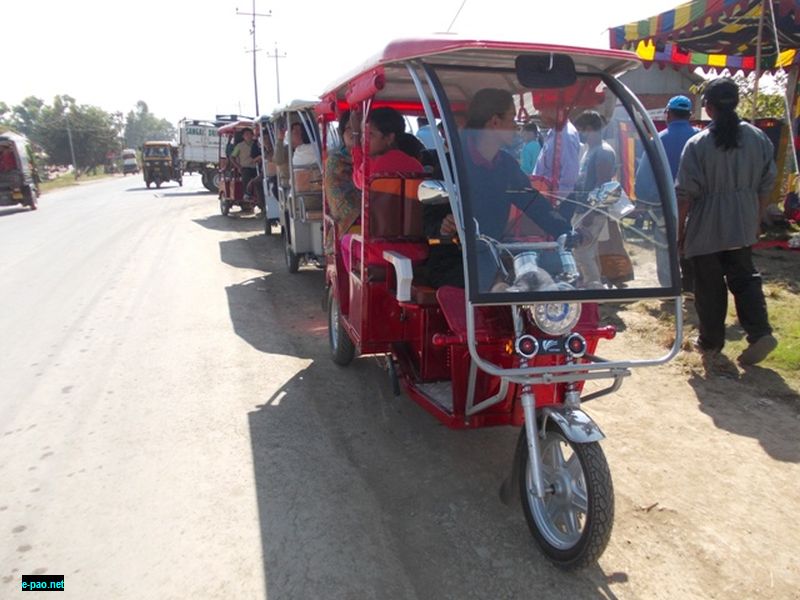 Pollution Free Electronic Rickshaw Launched  at Khangabok, Thoubal District :: November 09 2015