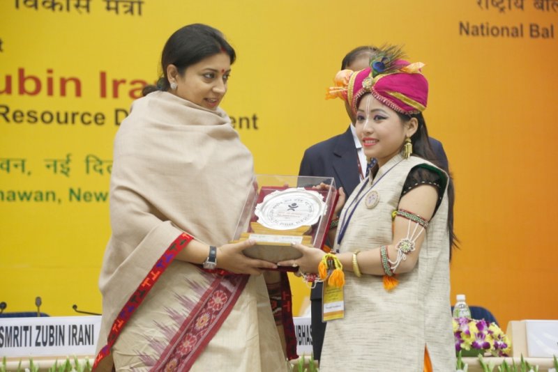 Priyanka Yurembam : winner of National Bal Shree Honour 2013 in Creative Performance at Vigyan Bhavan, New Delhi on Febraury 3 2016