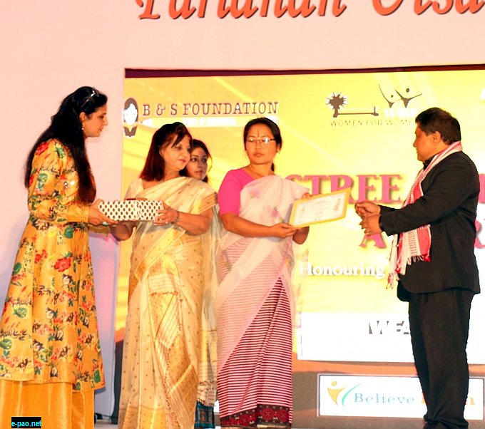 Dr. Oinam Sareeta Devi receives Stree Udhyami Awards Title as Entrepreneur 