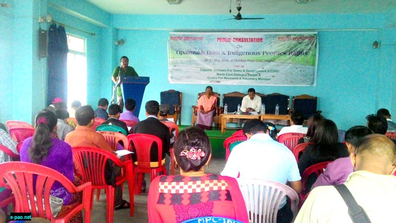  Joseph Hmar of ATSUM sharing on Tipaimukh dam impacts  at the Public meet  on 'Tipaimukh Dam and Indigenous Peoples Rights' on 3 May 2016 