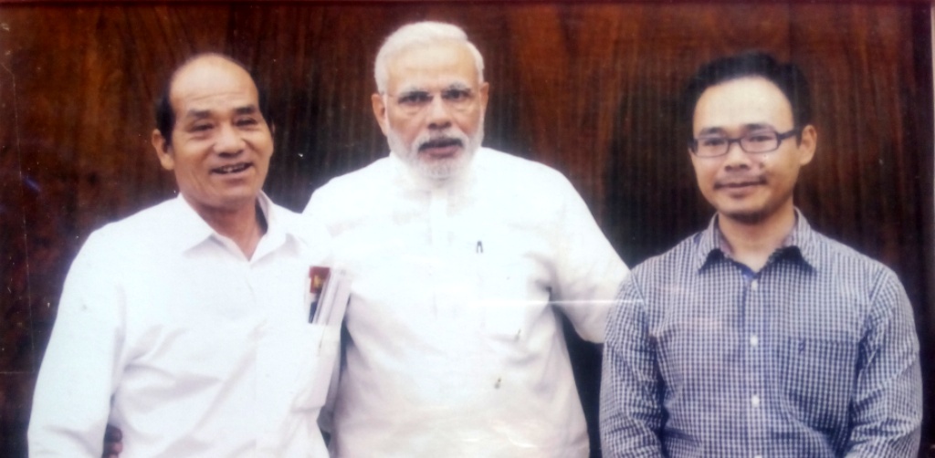 Okram Singhajit with Prime Minister Narendra Modi