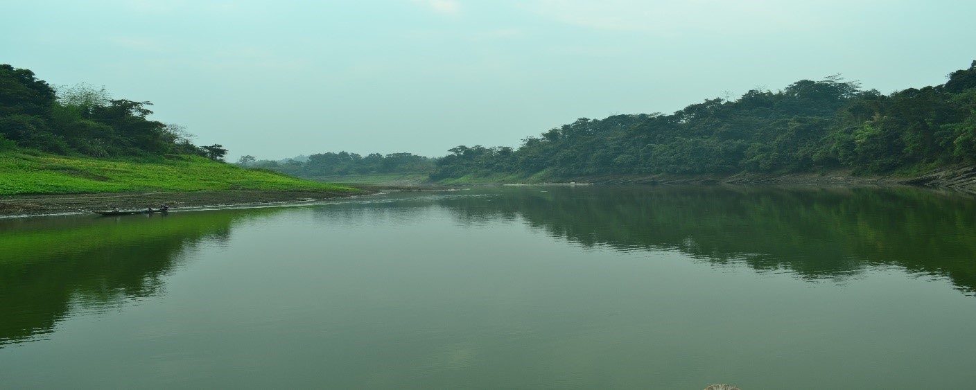 Barak River en route to Sibapurikhal (2013) 