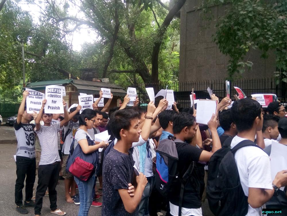 Protest outside U.P. Bhawan in Delhi on 21st September, 2017