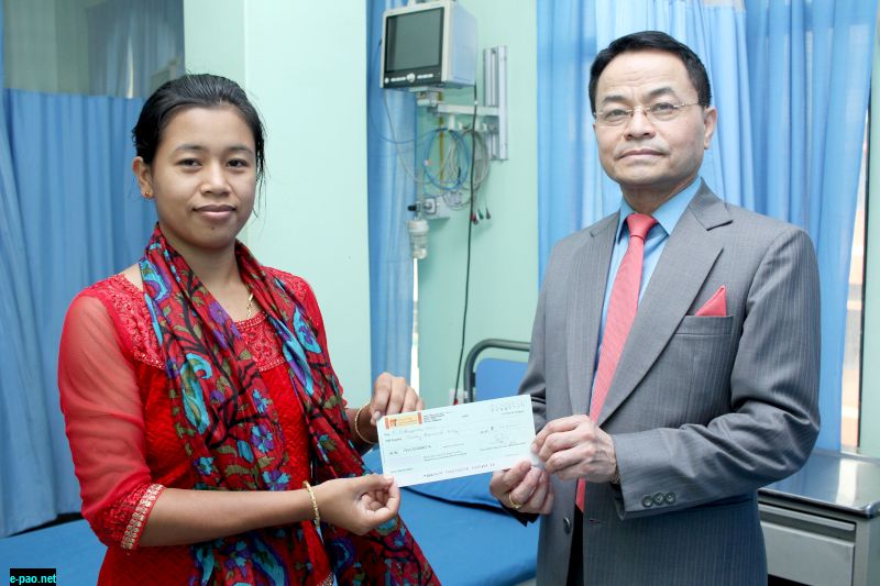 Manipur Heart Foundation (MHF), President, Dr L Shyamkishore donated a sum of Rs 30,000 to a Heart Patient's mother