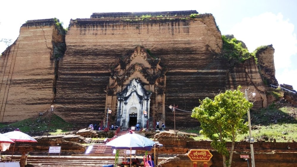  Mingun Pahtodawgyi   : A  Road Trip to Myanmar -  the Land of Golden Pagodas 