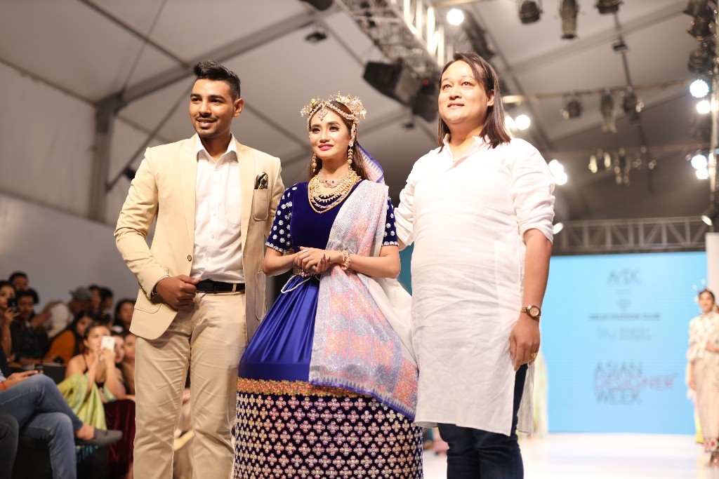  Showstopper Soma Laishram at Delhi Fashion Club presents 'Handloom show with Designer Robert Naorem' 