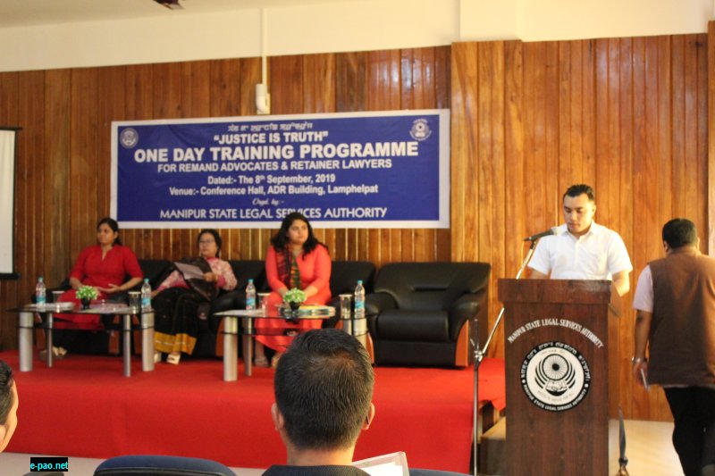 S. Sadananda, Deputy Member Secretary, MASLSA speaking to the participants during the training programme 