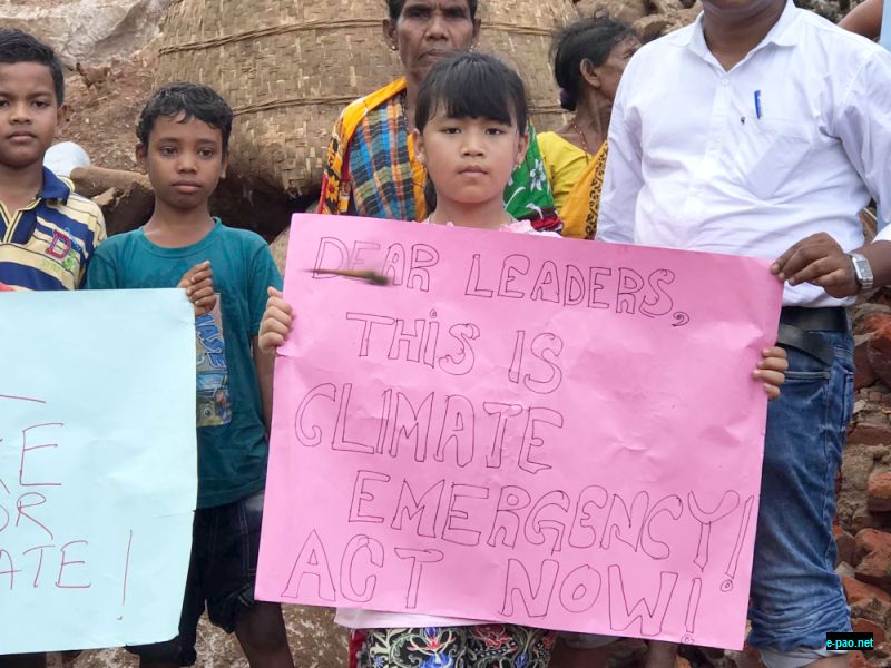  Licypriya Kangujam meet landslides victims of Odisha 