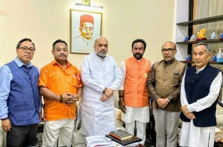 Union Home Minister Amit Shah with CM Biren Singh and a delegation of Manipur leaders from various parties 