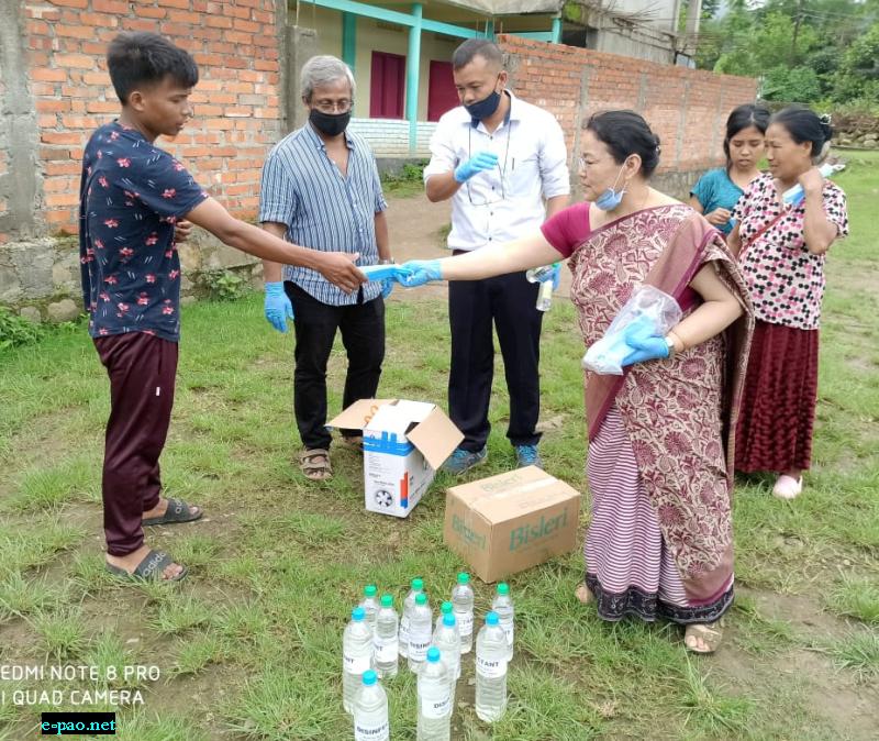  Hand sanitisers, face masks distributed to Children and Senior Citizen Home  